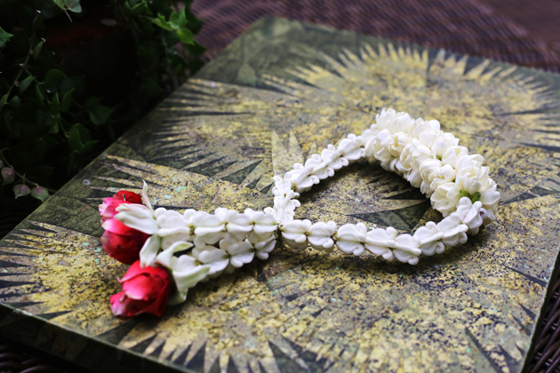 Rayavadee Krabi Thailand luxury hotel and villa Emma Hoareau welcome jasmine bracelet